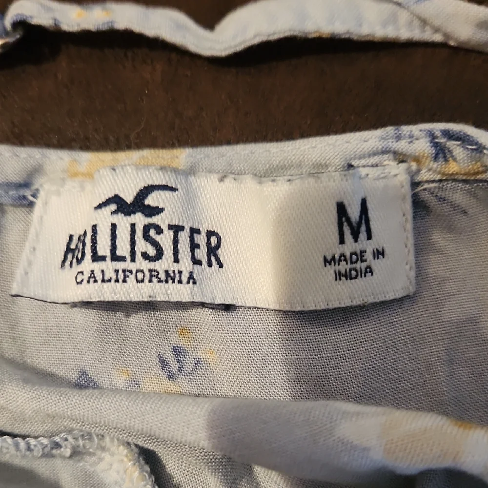 Hollister Blue and White Smocked Crop Camisole - Picture 2 of 3